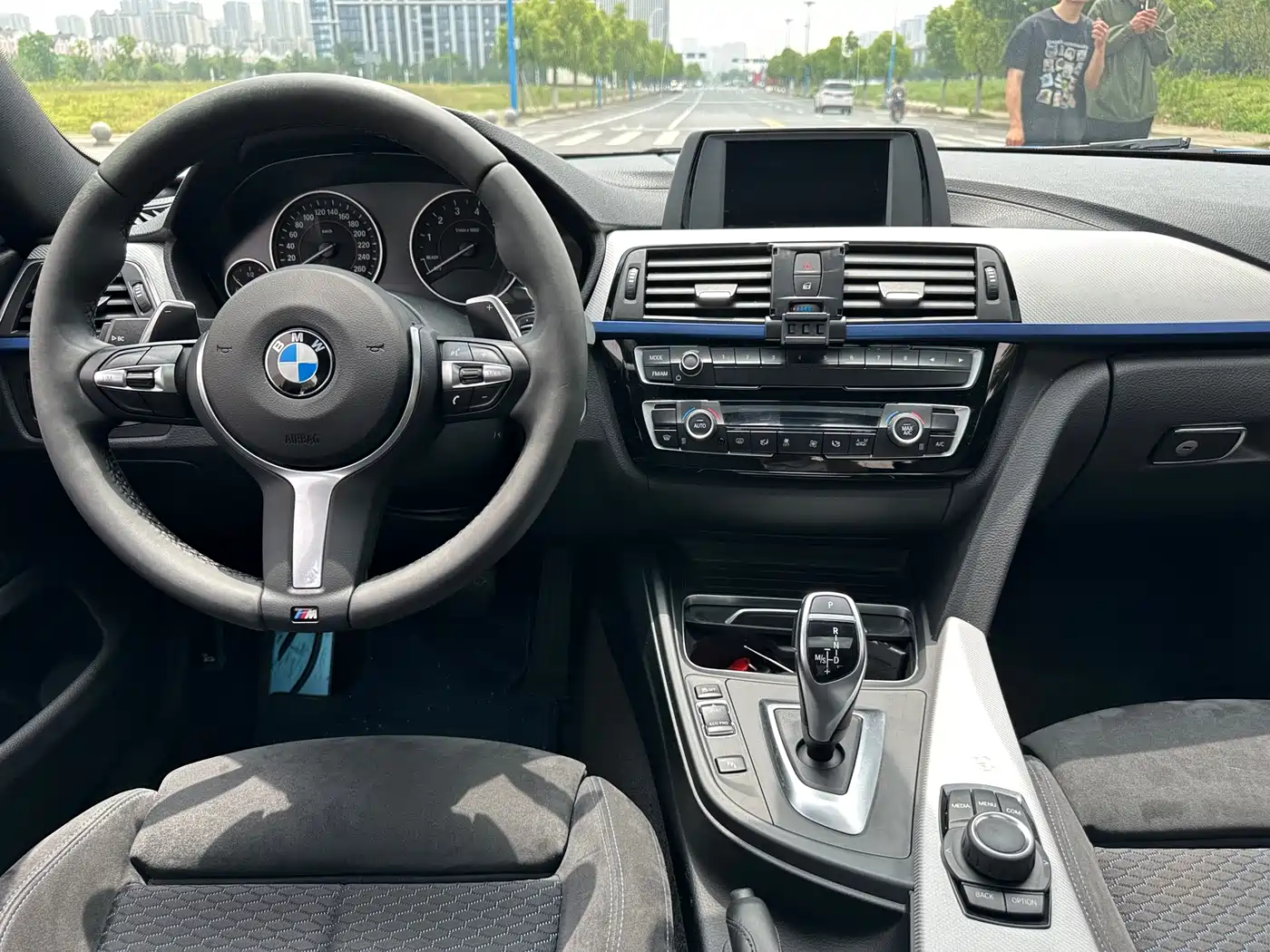 BMW 4 Series 2017 425i Gran Coupe Leading M Sport Package фото 15