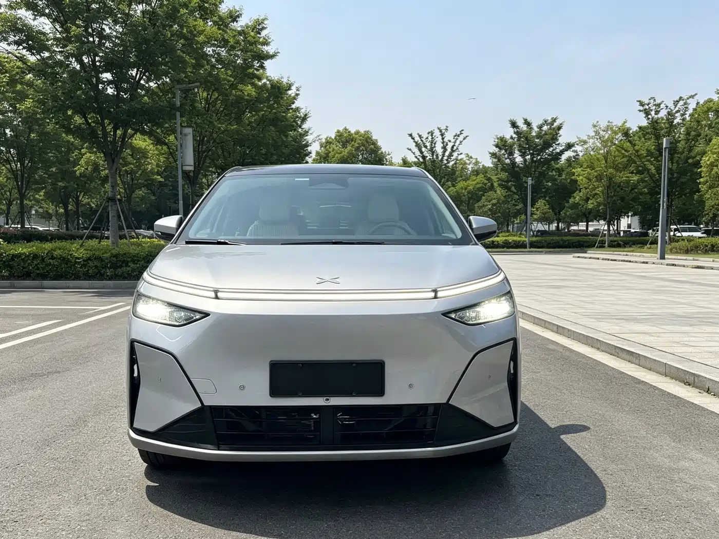 2026 XPeng X9