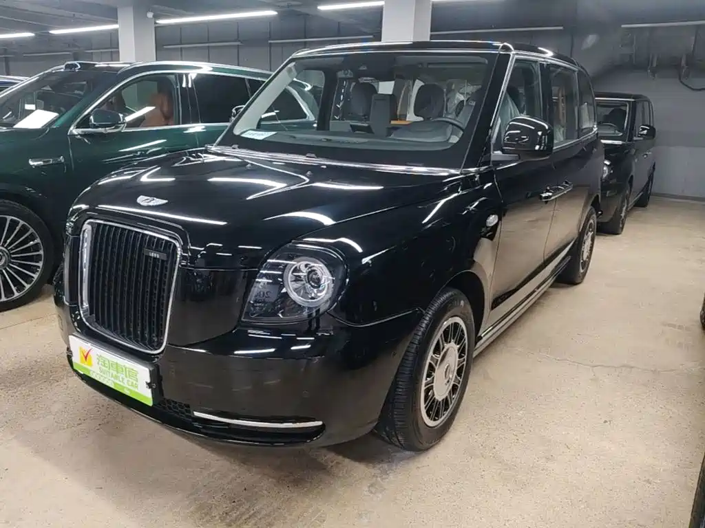 LEVC TX 2024 2023 TX5 Extended Range Travel Edition