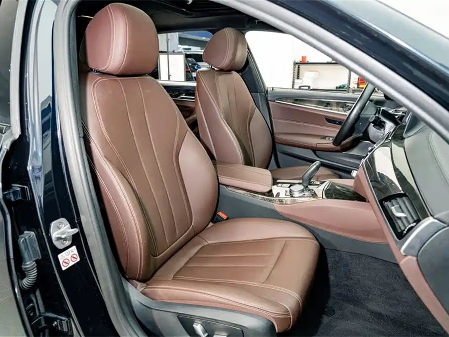 BMW 5 Series 2018 525Li M Sport Package фото 19