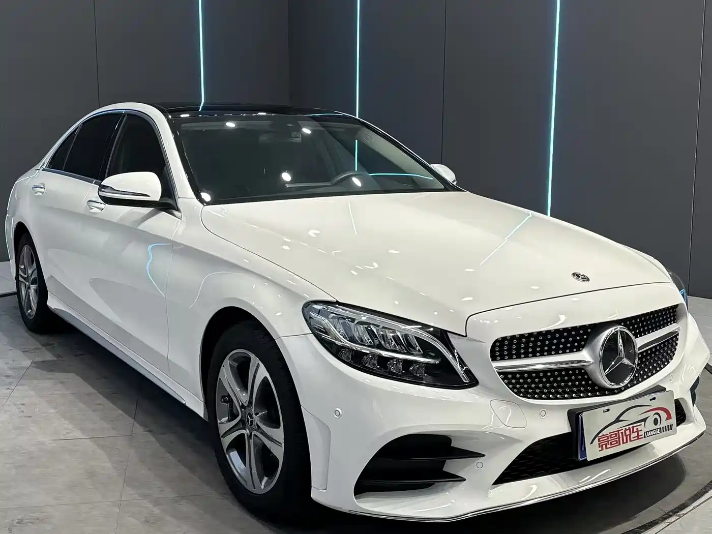Mercedes-Benz C-Class 2021 C 260 L Sport Edition фото 3