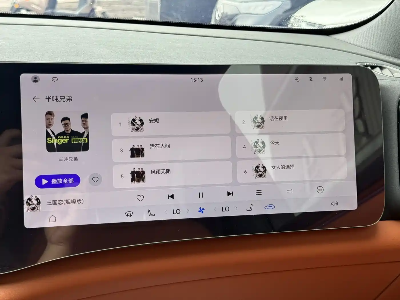 AITO Wenjie AITO M8 2025 Range Extender Max+ Edition 53.4kWh 5-seater фото 20