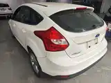 Фото 5 - Ford Focus