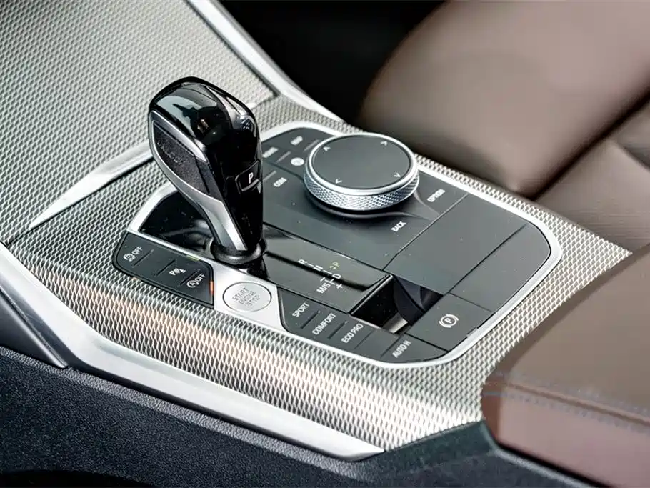 BMW 3 Series 2022 325i M Sport Shadow Edition фото 11