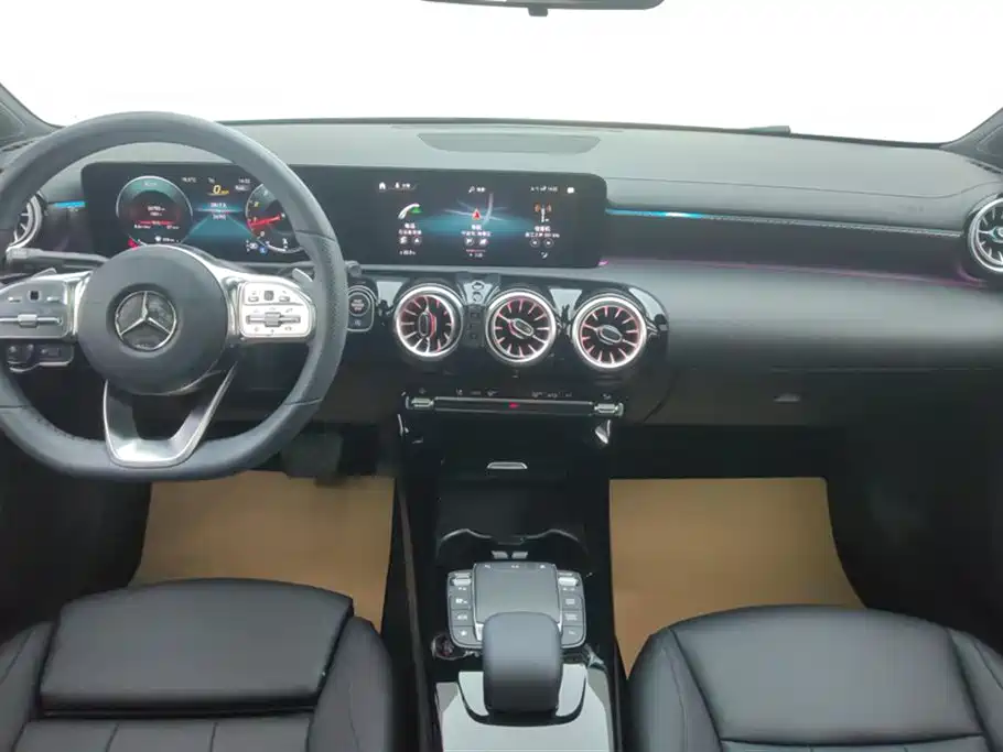 MERCEDES-BENZ A CLASS