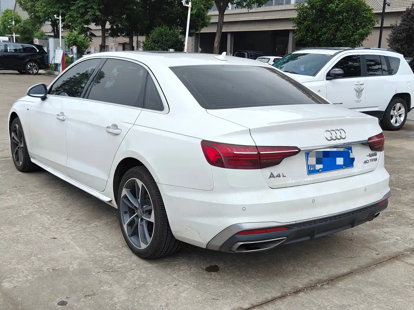 Audi A4L 2020 40 TFSI Fashion Dynamic Edition фото 4