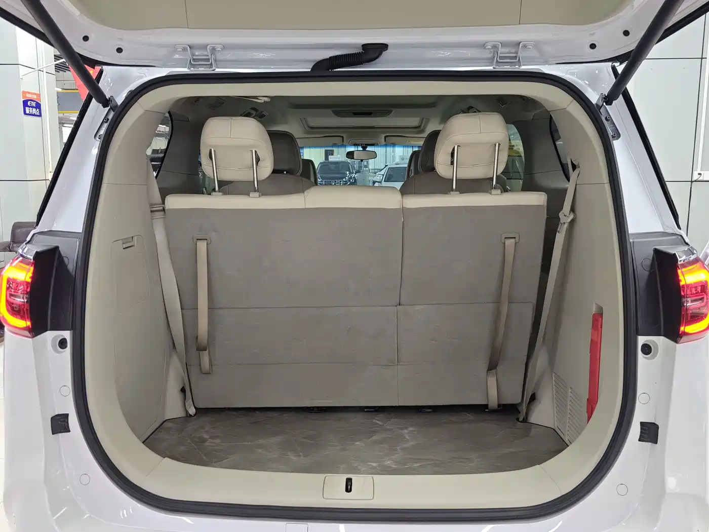 Buick GL8 2023 ES Landmaster Comfort фото 17