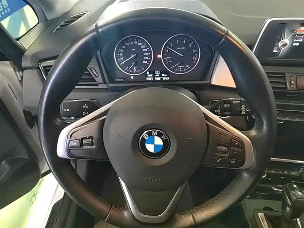 BMW 2 Series Gran Tourer 2015 218i Leading фото 11