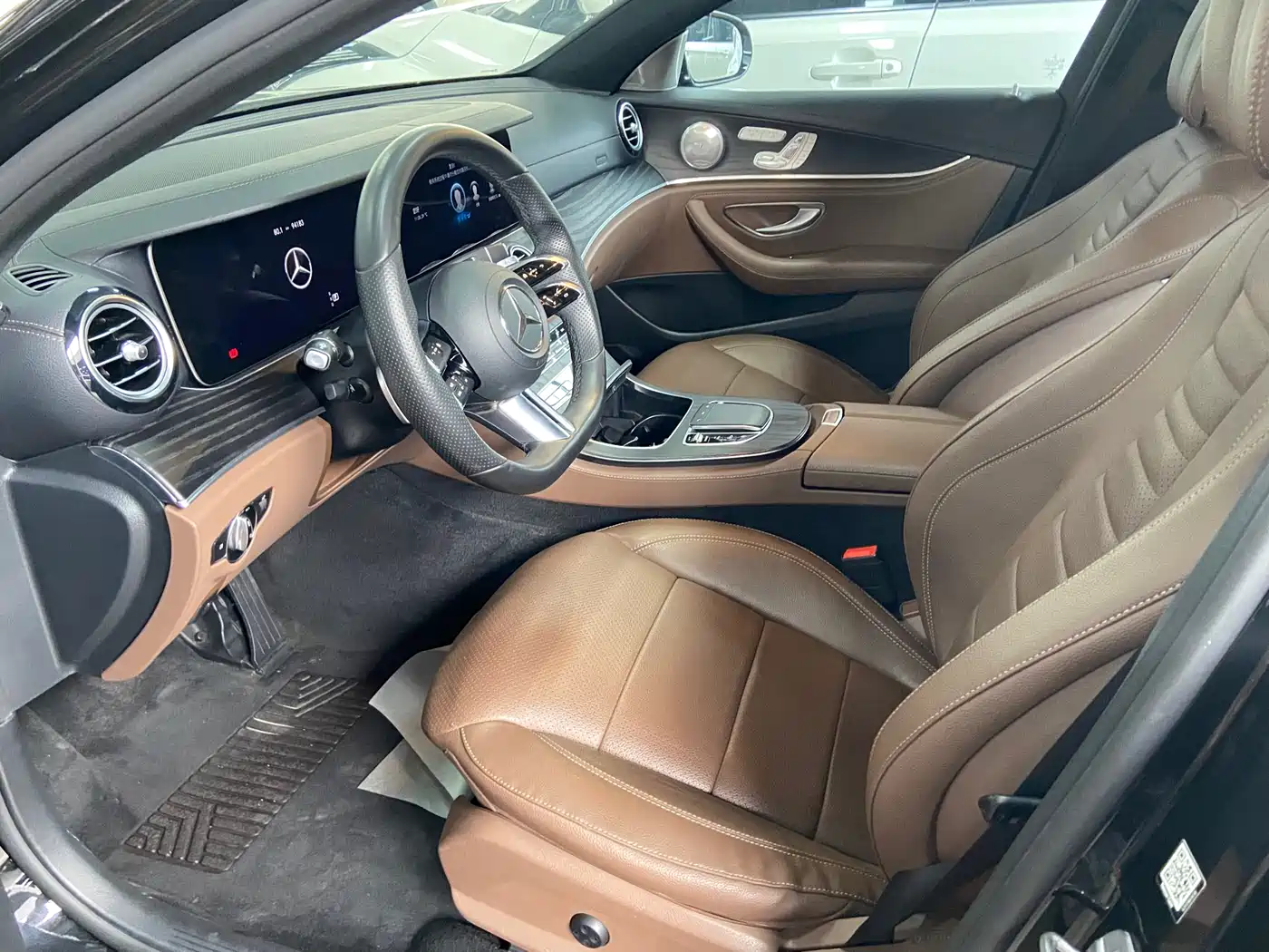 Mercedes-Benz E-Class 2021 E 300 L Fashion фото 4
