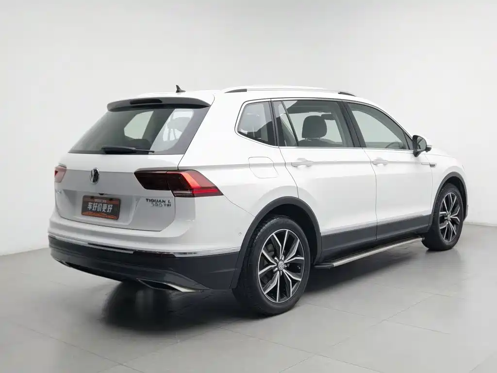Фото 2 - Volkswagen Tiguan L