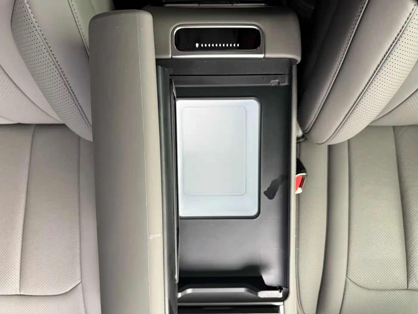 Denza N9 2025 2025 Model Prestige Edition