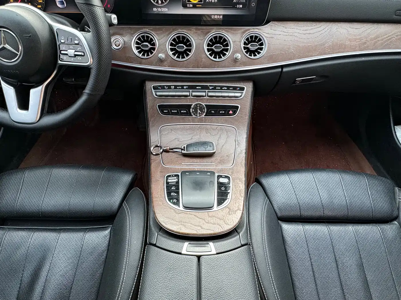 Mercedes-Benz E-Class 2019 E 200 L 4MATIC фото 15