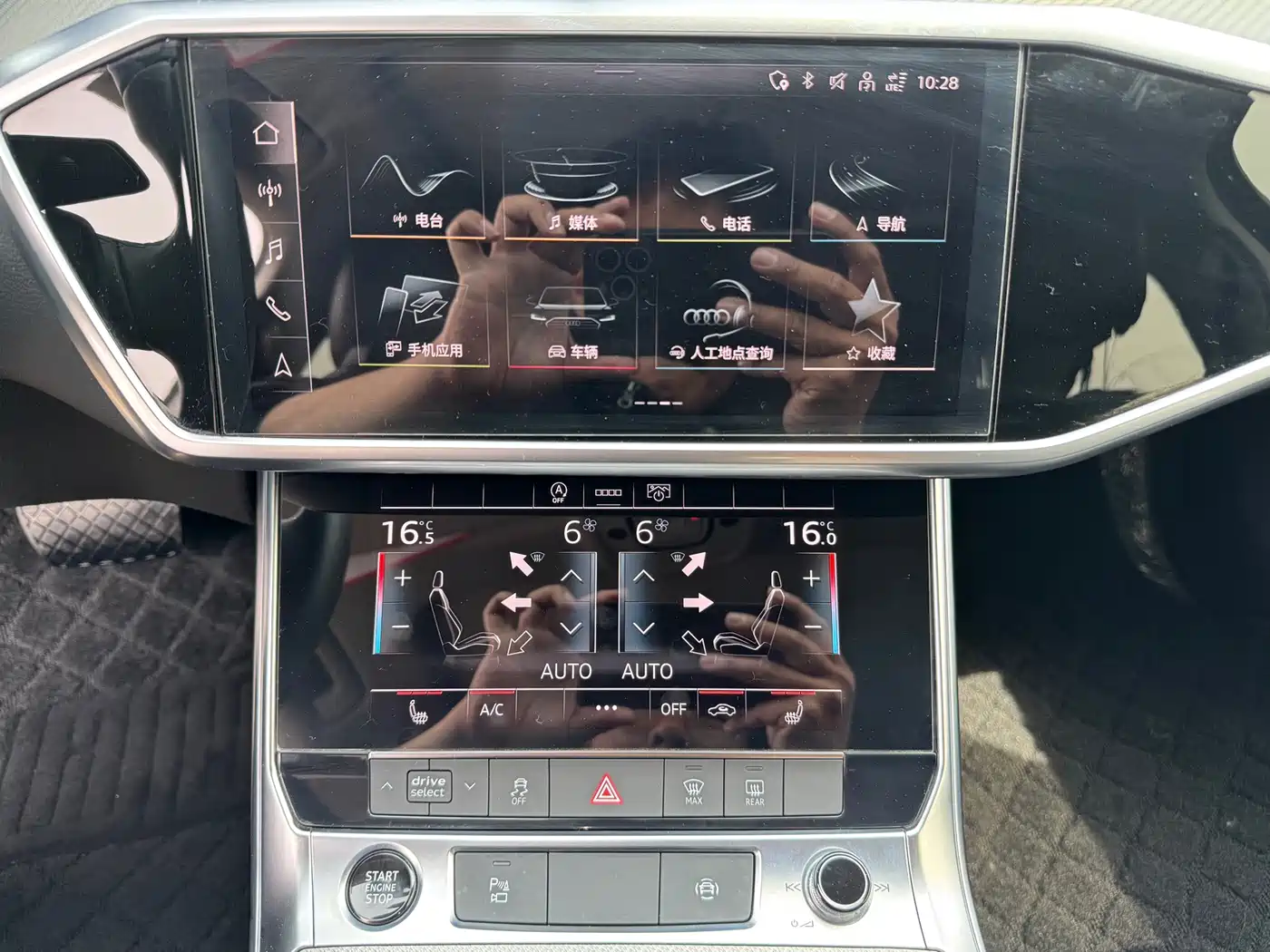 Audi A6L 2022 45 TFSI Premium Elegance фото 16