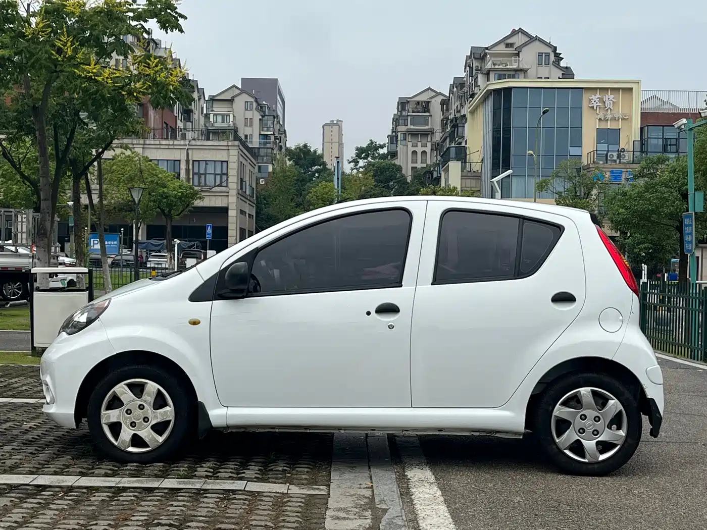 BYD F0 2019 2015 1.0L AMT Xuan Cool Edition