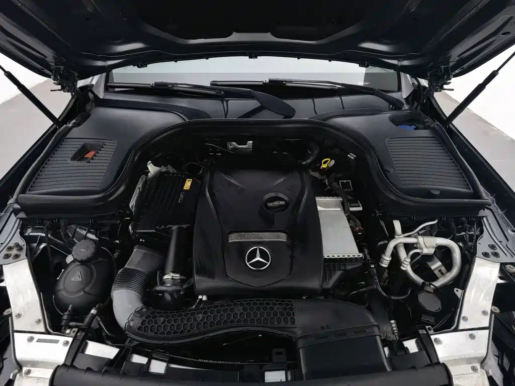 Фото 6 - Mercedes-Benz GLC