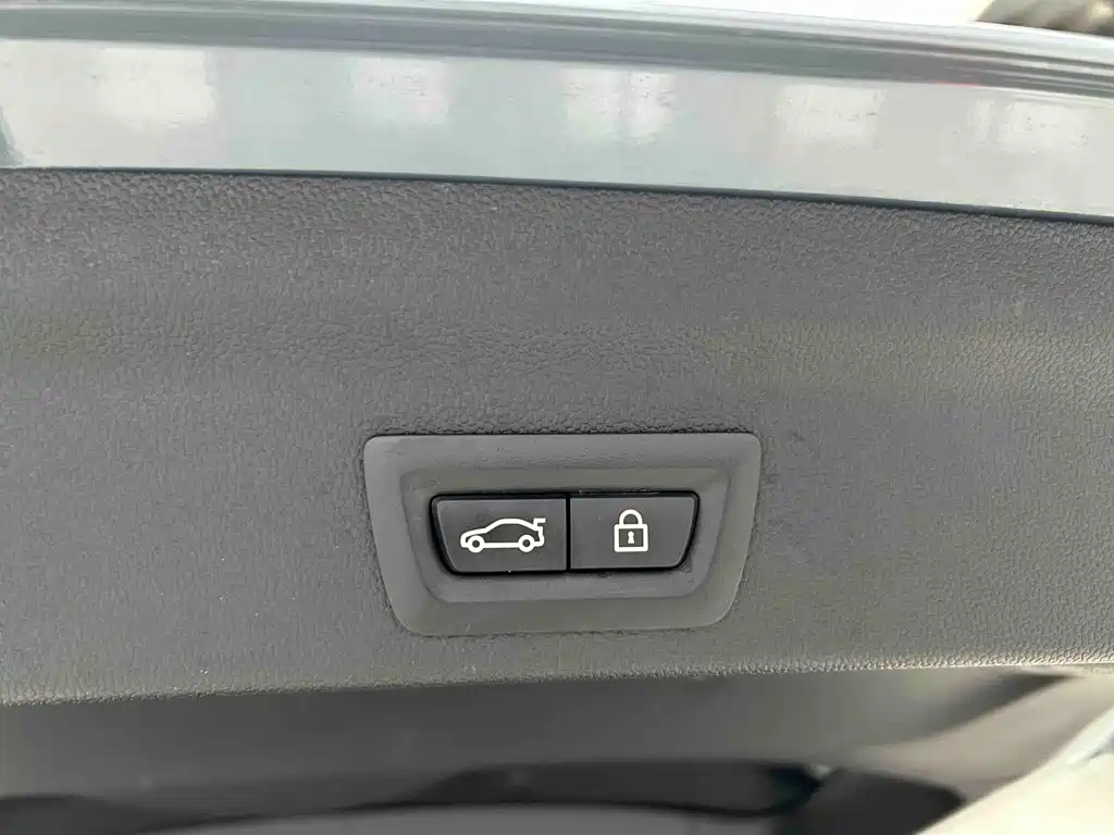 MINI COUNTRYMAN 2023 2023 Facelift 1.5T COOPER ALL4 Connoisseur