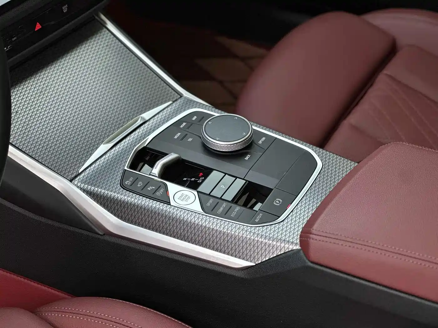 BMW 3 Series 2023 325i M Sport Black Night Package фото 4