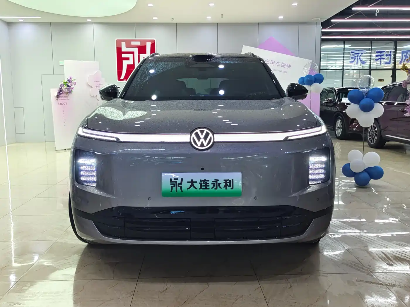VOLKSWAGEN ID.ERA 9X