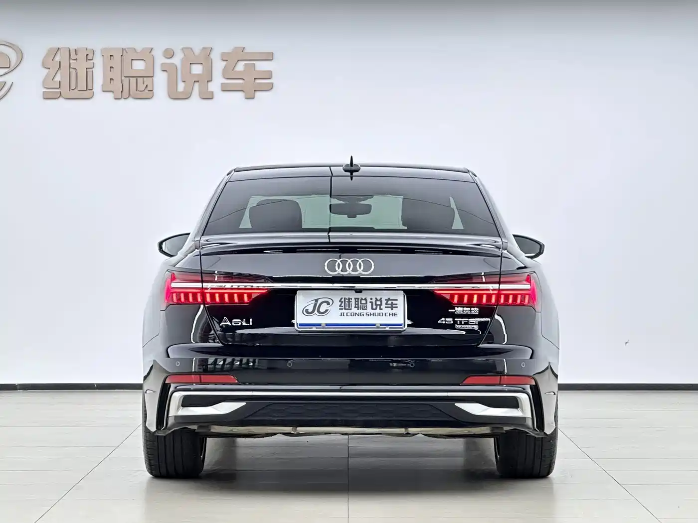 Фото 3 - Audi A6L