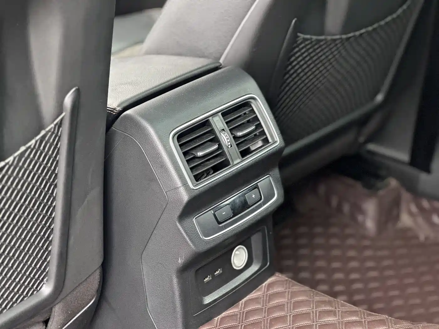 Audi Q5L 2020 40 TFSI Prestige Progressive фото 12
