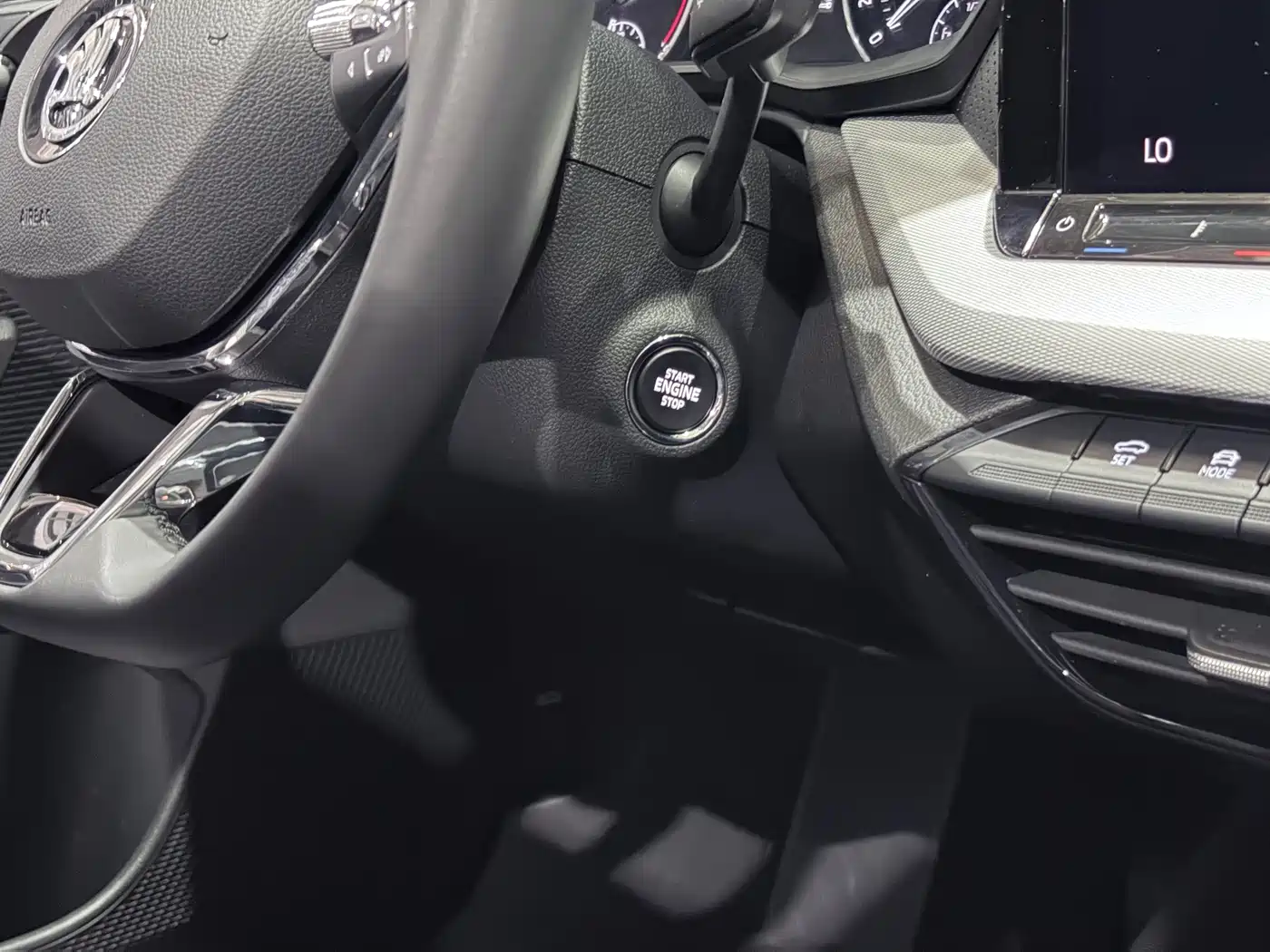 Škoda Octavia 2023 2022 PRO TSI280 Premium Edition