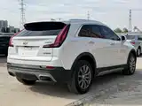 Photo 5 - Cadillac XT4