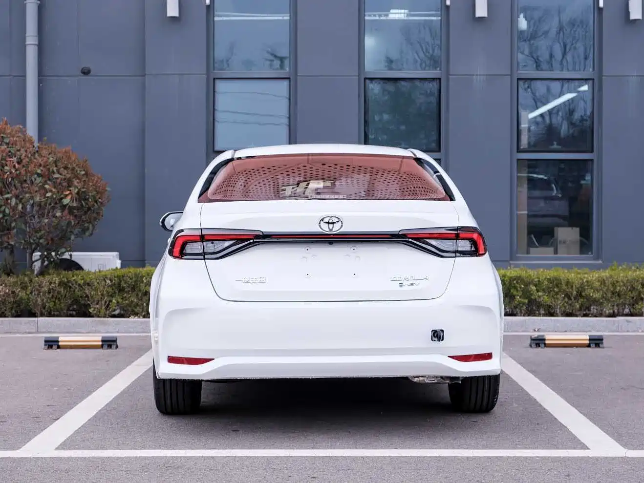 Toyota Corolla 2026 Model 1.8L Intelligent Hybrid Elite Edition фото 4