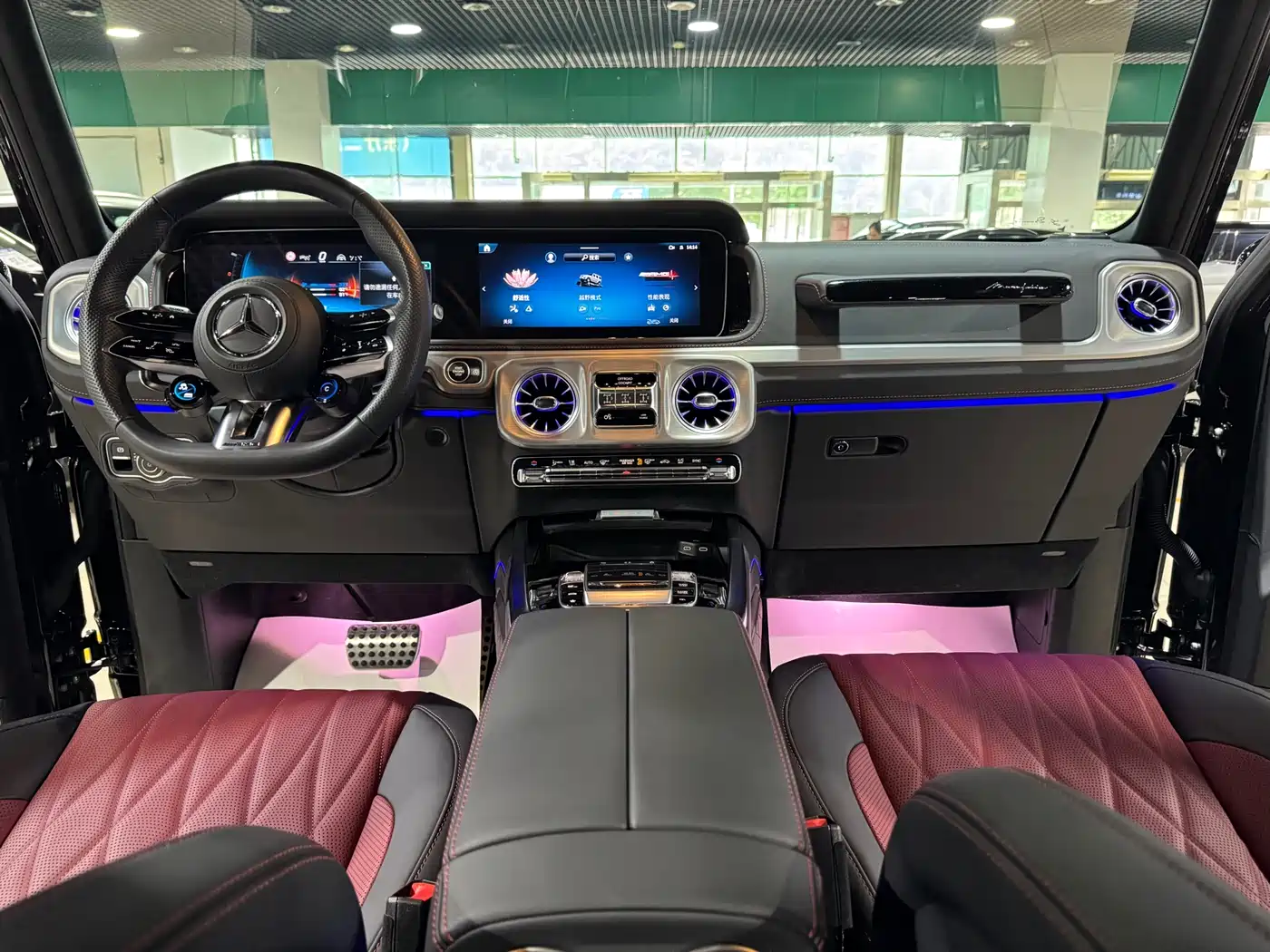 Mercedes-Benz G-Class AMG 2025 AMG G 63 фото 9