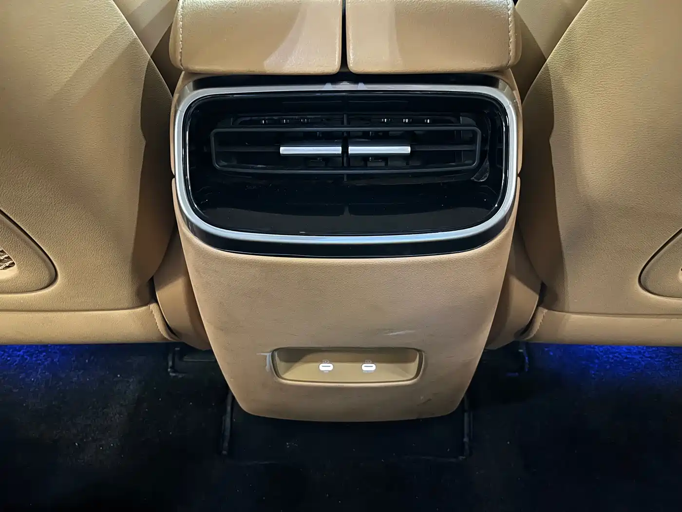AITO Wenjie AITO M5 2022 Extended Range AWD Ultimate Edition фото 10