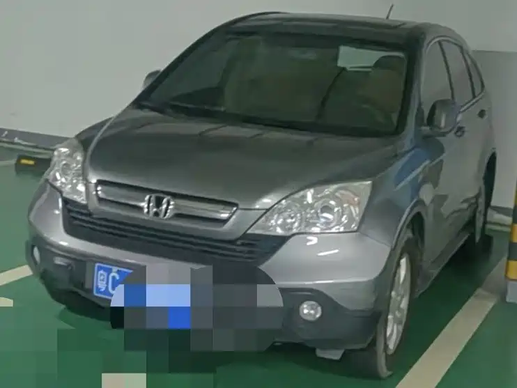Фото 1 - Honda CR-V