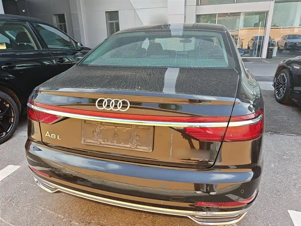 Audi A8 2018 A8L 55 TFSI quattro Launch Elite фото 6