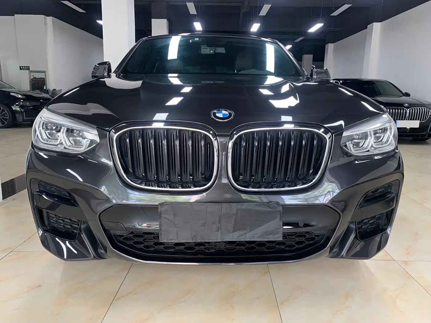 Фото 2 - BMW X4
