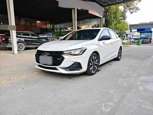 Chevrolet Monza Мягкий гибрид, RS 330T, автомат