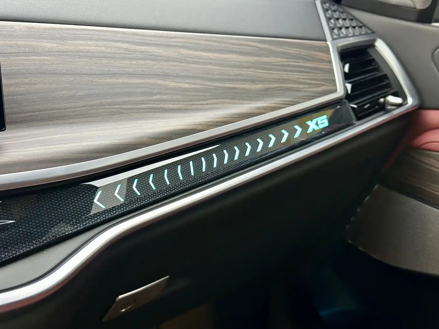 BMW X5 2023 xDrive 40Li M Sport Black Night Package фото 6