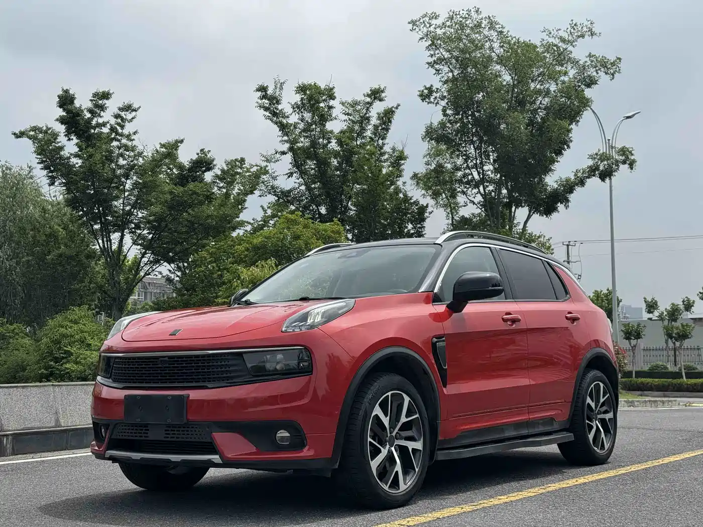 Lynk & Co 01 2017 2.0T AWD Pro
