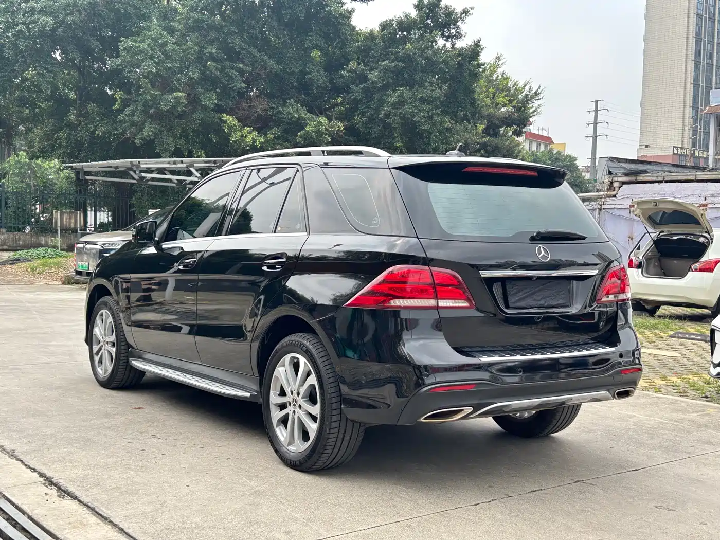 Mercedes-Benz GLE 2016 GLE 320 4MATIC Luxury фото 5