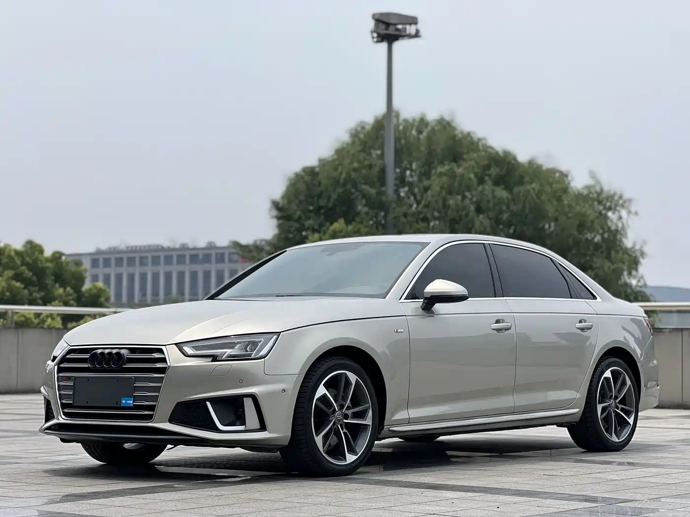 Audi A4L 2019 40 TFSI Fashion (China VI)