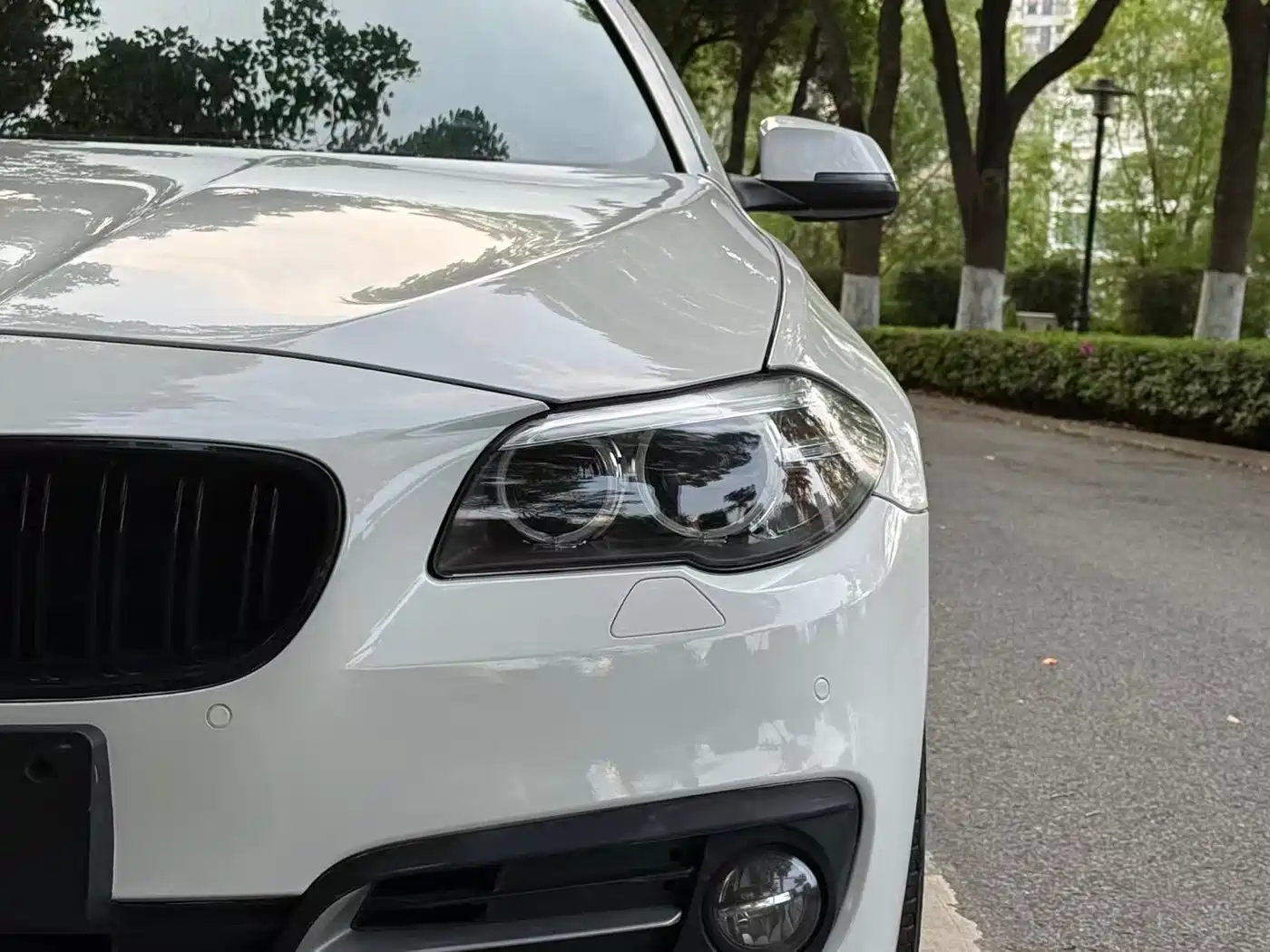 Photo 8 - BMW 5 Series