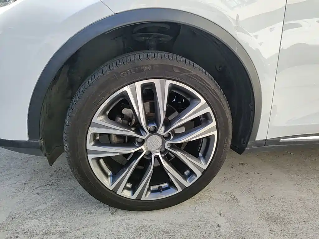 Photo 23 - BYD Tang