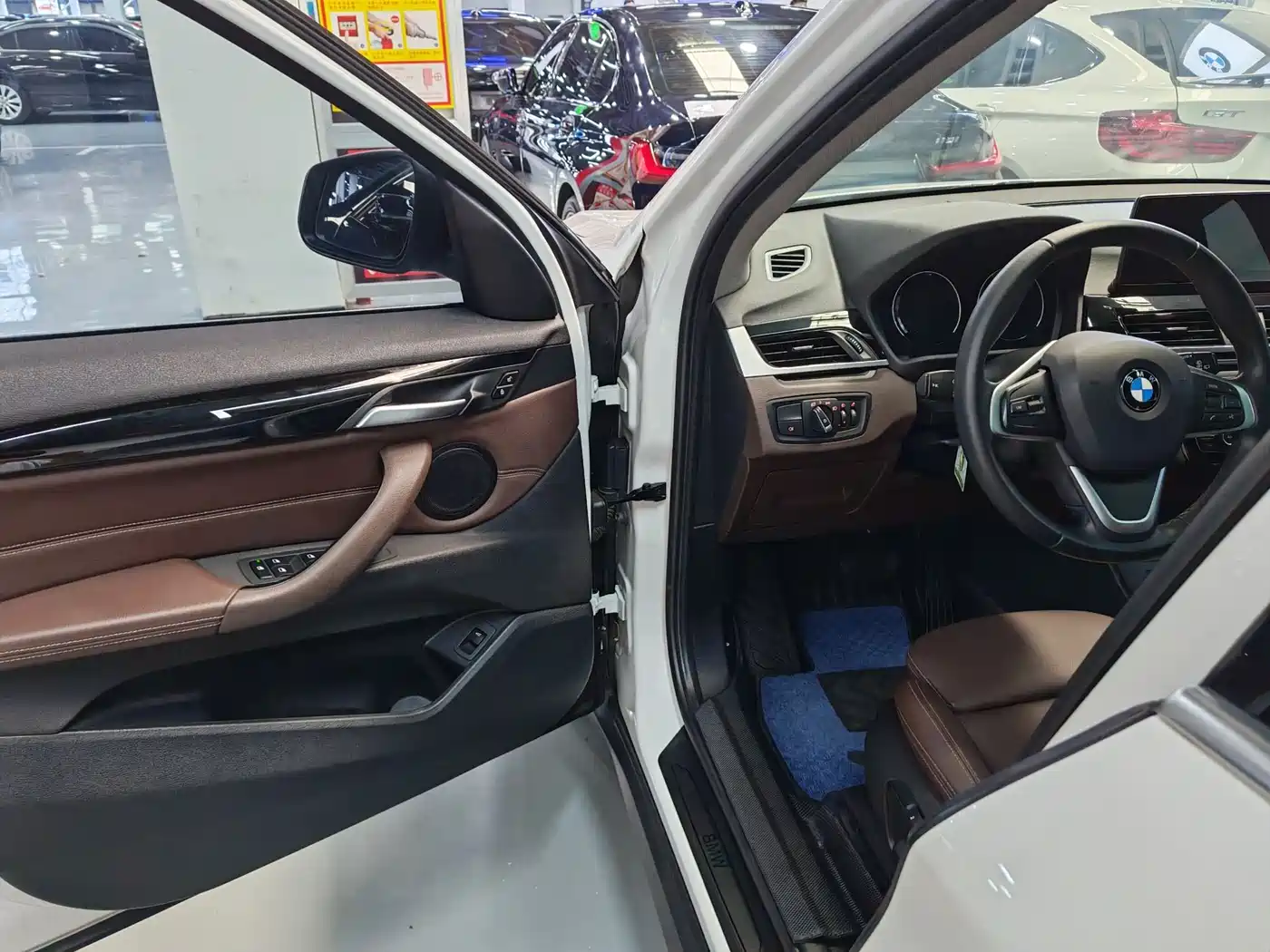 BMW X1 2020 sDrive25Li Leading Model фото 5