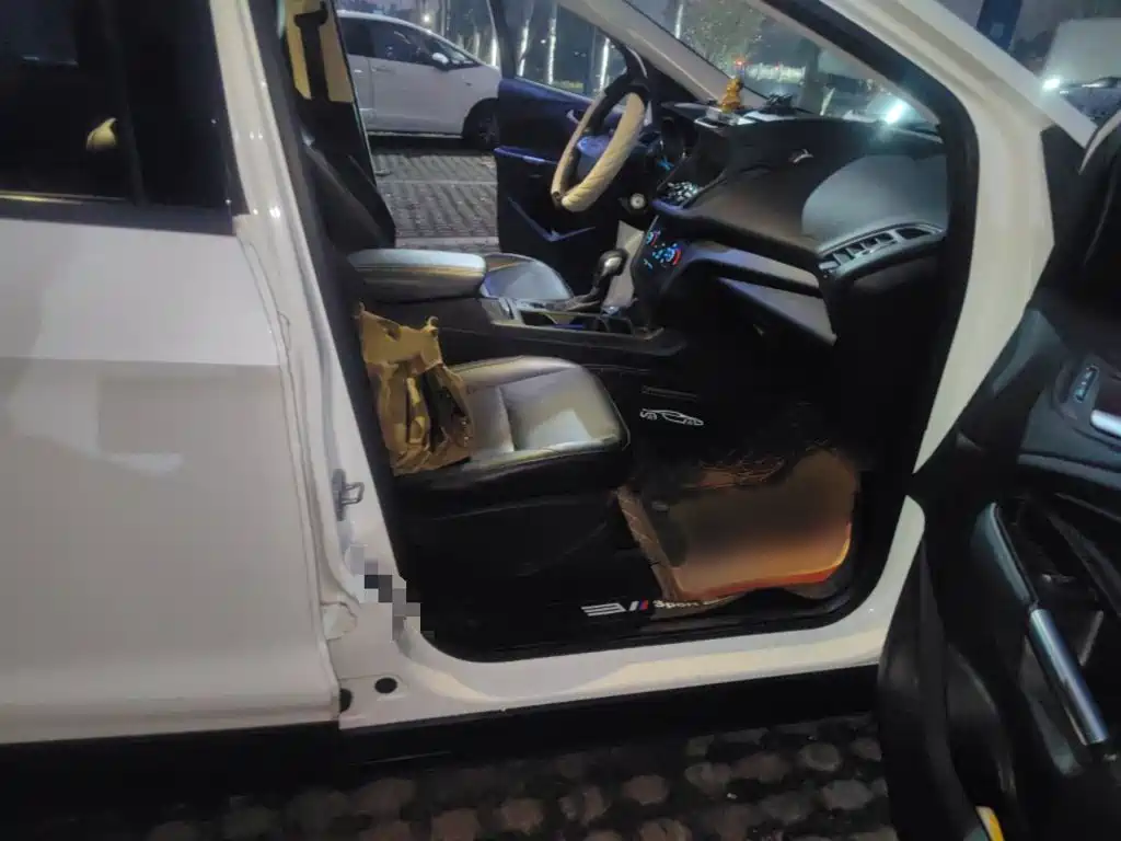Ford Kuga 2019 2018 EcoBoost 180 FWD Wing