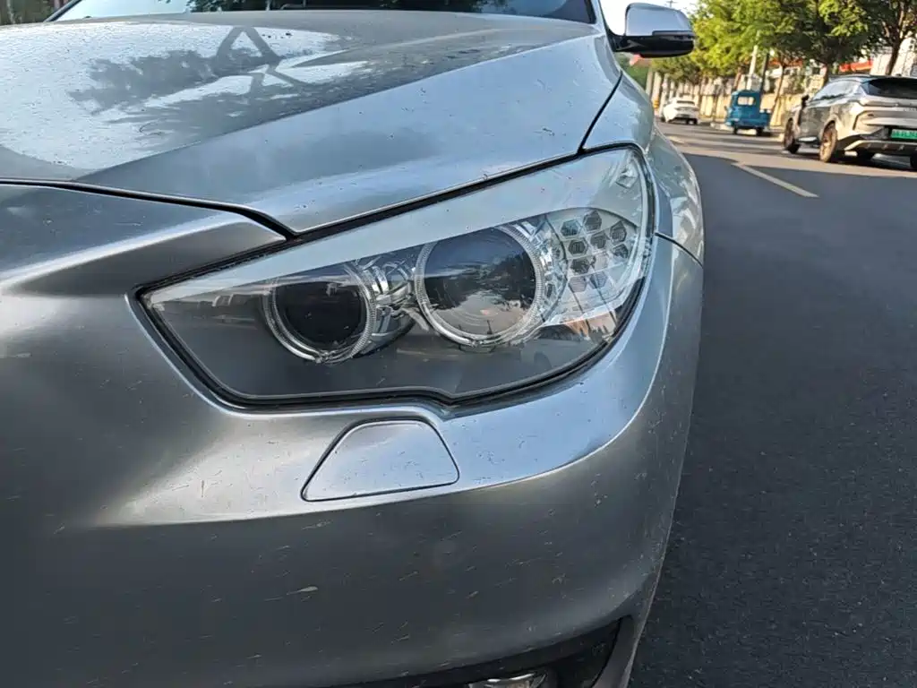 BMW 5 Series GT 2017 2015 528i Leading