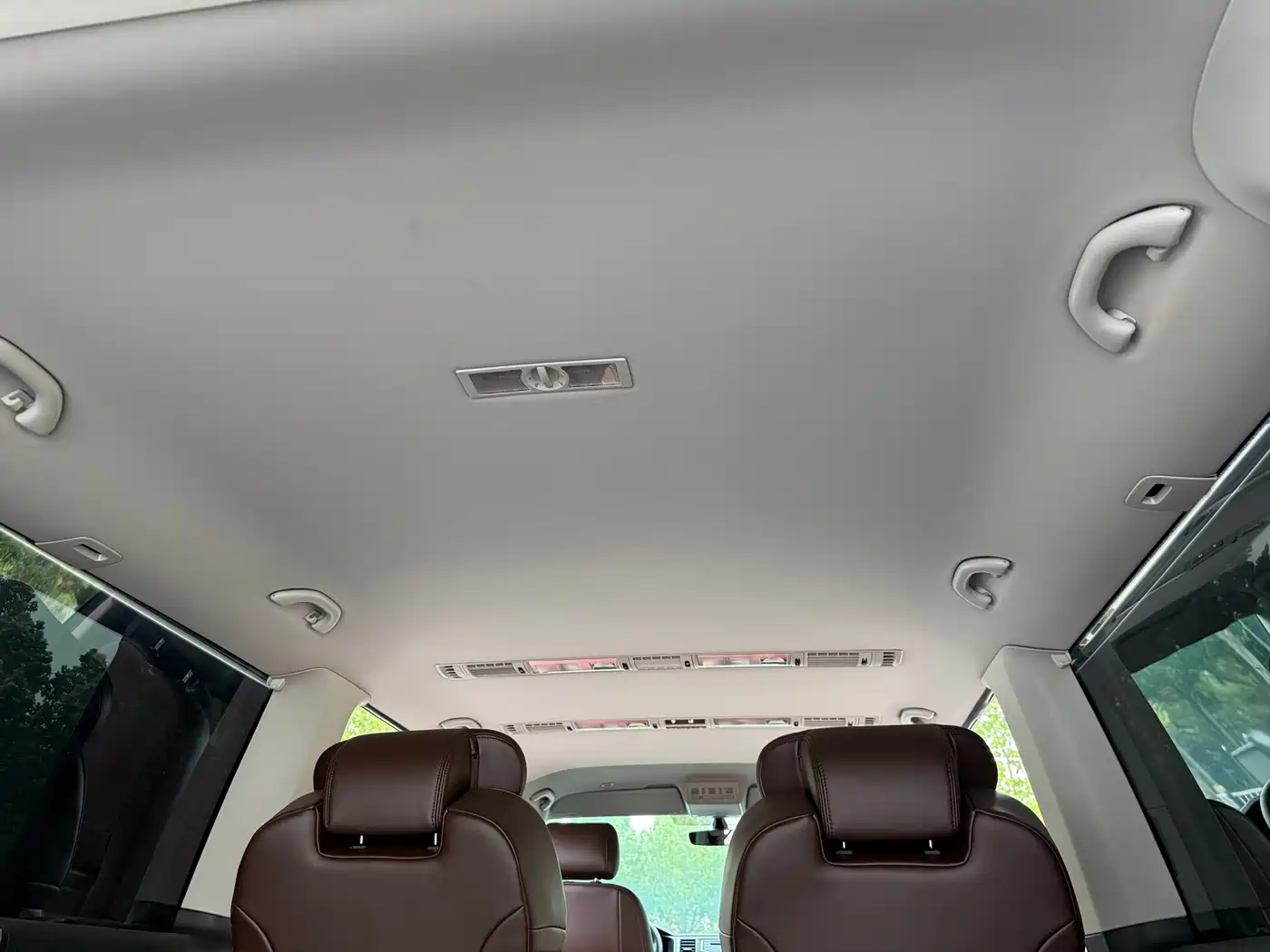 Volkswagen Caravelle 2019 2.0TSI 4WD Luxury 7-seater фото 18