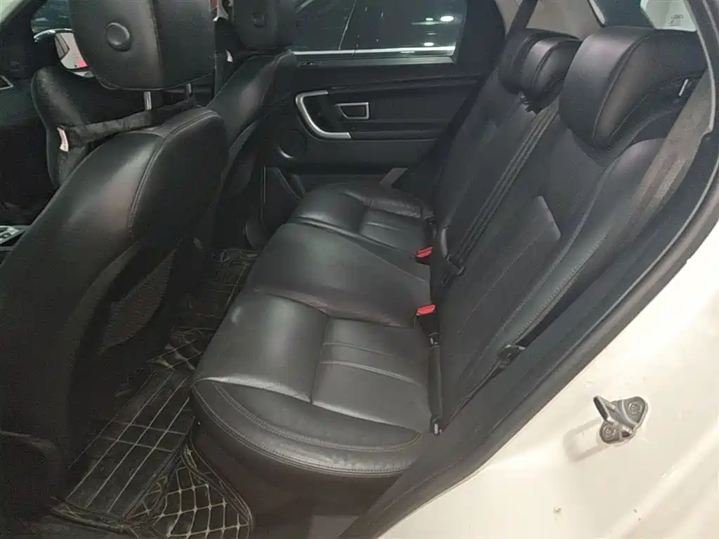 Land Rover Discovery Sport 2016 2.0T SE фото 17