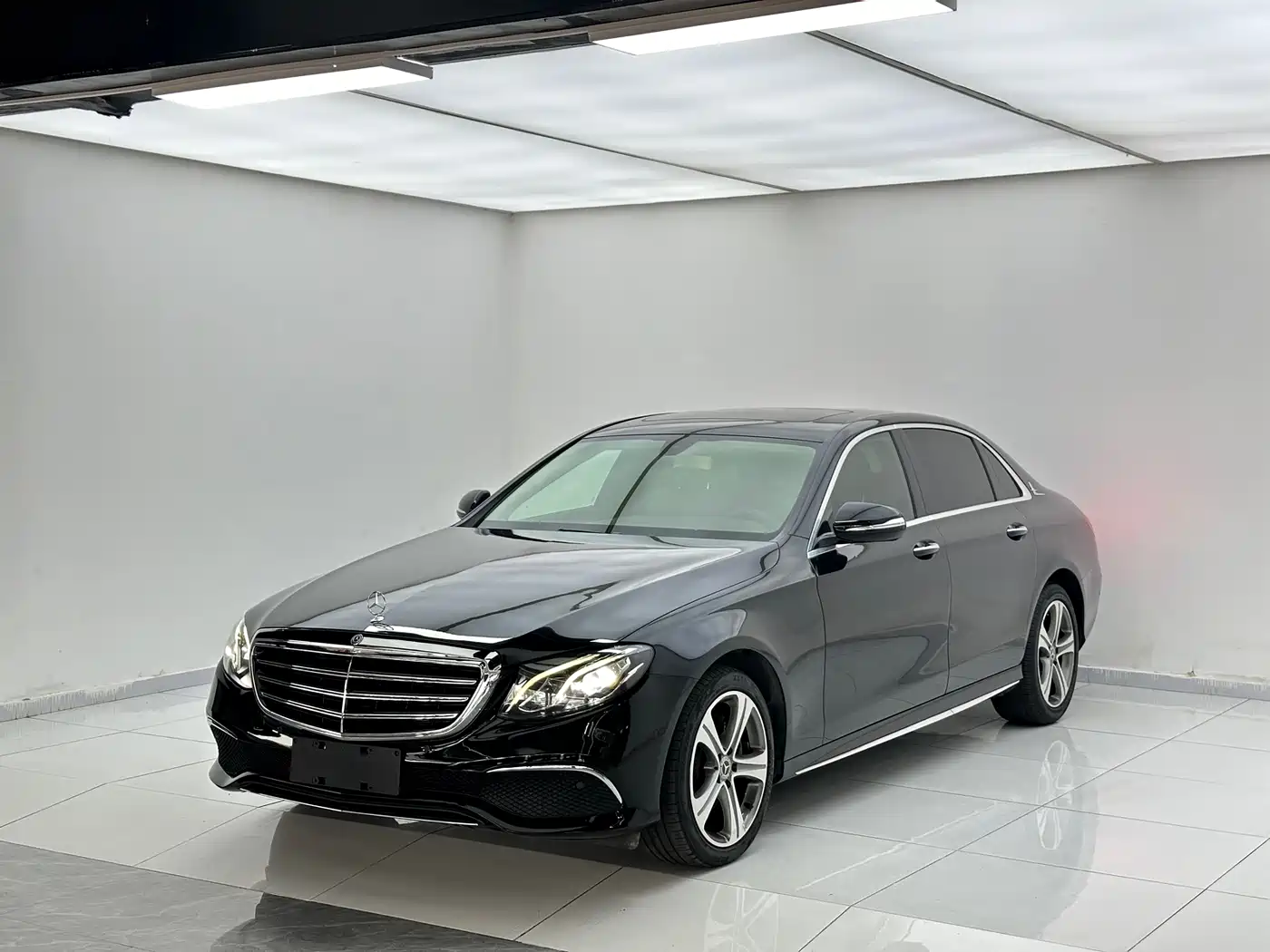 Mercedes-Benz E-Class 2018 Facelift E 200 L Sport