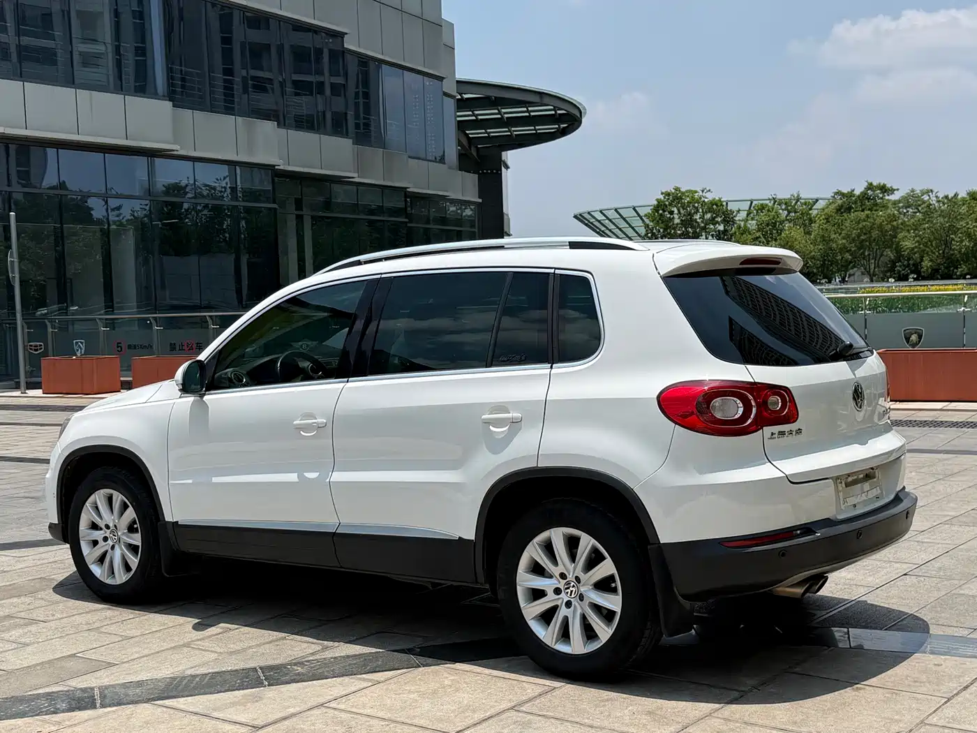 Volkswagen Tiguan 2013 2.0TSI Auto 4WD Luxury Edition фото 4