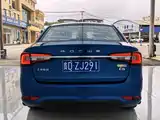 Фото 17 - Roewe i5