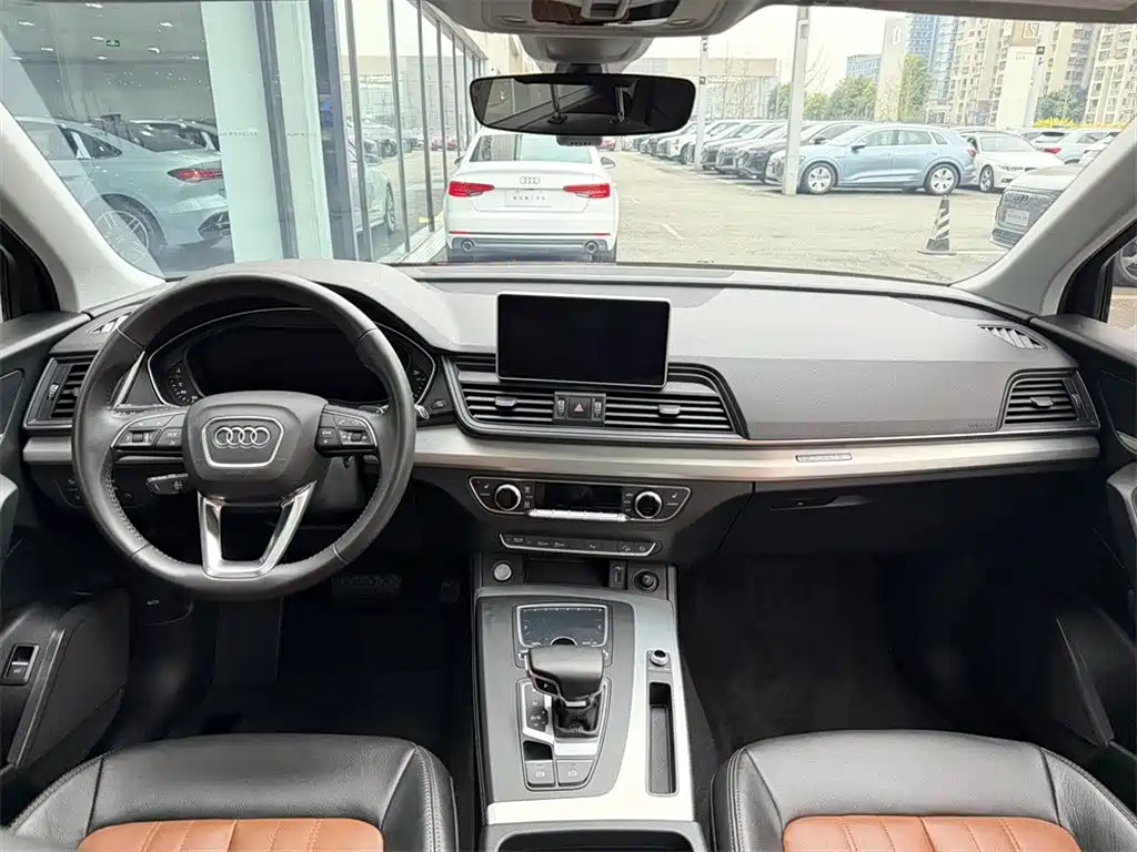 Audi Q5L 2020 40 TFSI Prestige Fashion фото 6