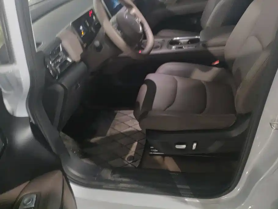 Wuling Motors Xingguang 730 2026