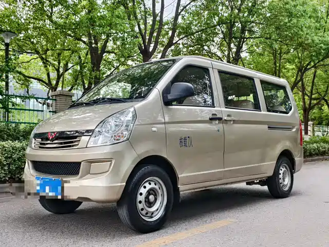 Wuling Motors Wuling Rongguang S 2021 Model 1.2L Standard A/C Version 7-Seater LSI